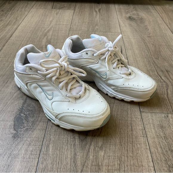 Women’s Nike Rolling Rail Walking Shoes - White and Blue - Picture 5 of 8